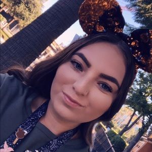 Meet your Posher, Ida